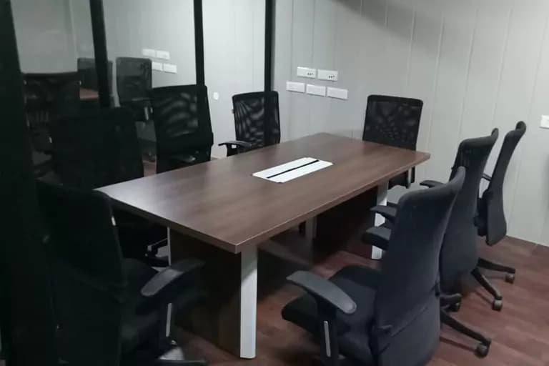 Workcave Sector 37 — image 3